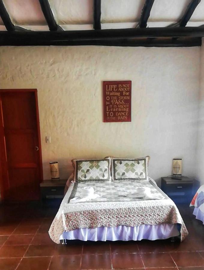 Hotel Campestre Franchesca 塔比奥 外观 照片